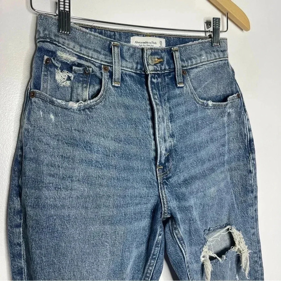 Abercrombie & Fitch High Rise Mom Jeans Taper Straight Denim Size 0 Short 25 - Picture 5 of 7